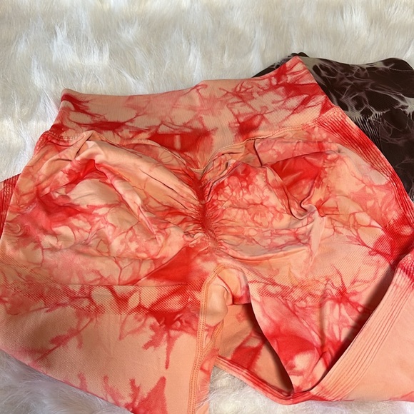 Set of 2 Scrunch Leggings - Picture 5 of 8